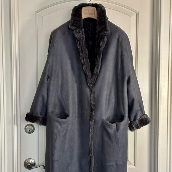 Brunello Cucinelli Reversible Lambskin Textured Fur Coat WOMENS SZ IT 44 / US 8 - Picture 4 of 16